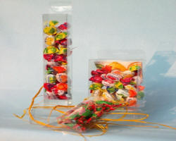 Confezione di plastica